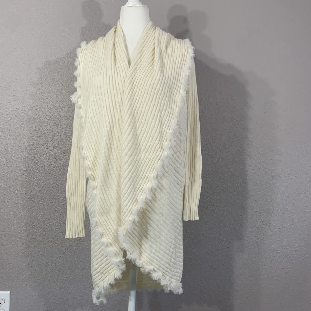 Chicos Womens Size 0 US S Cashmere Blend‎ Cream Faux Fur Trimmed Ribbed Cardigan